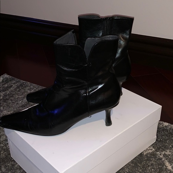 Shoes - Picture 3 of 6